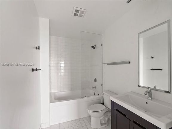5th image of 10 SW South River Dr APT 1006