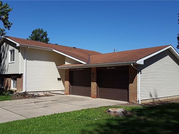 2nd image of 1818-1816 Fairway Dr