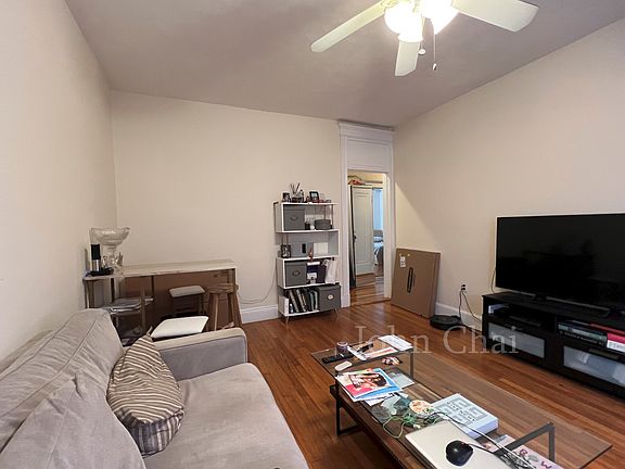 3rd image of 4 Ayr Rd APT 24