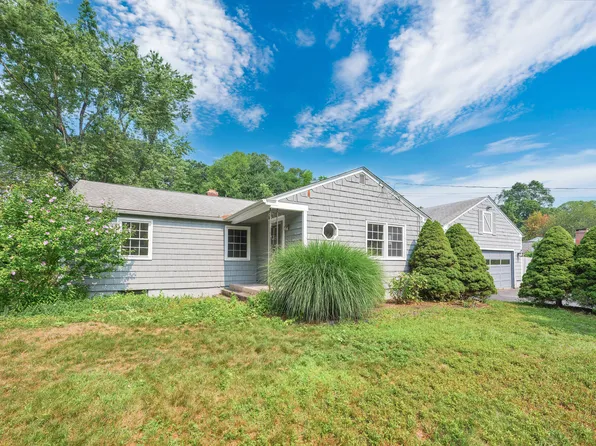 15 Pilgrim Drive, Windsor, CT 06095