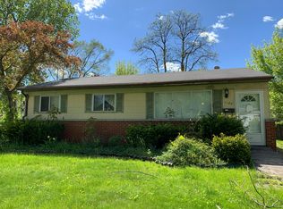 1180 Woodglen Ave, Ypsilanti, MI 48198