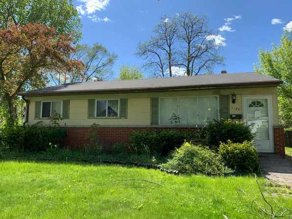 1180 Woodglen Ave, Ypsilanti, MI 48198