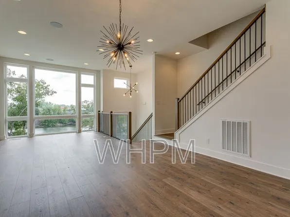 910 Youngs Ln #23, Nashville, TN 37207