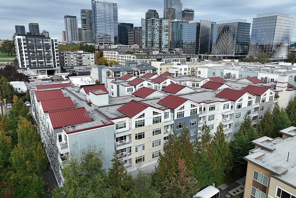 Courtyard Off Main — Photo 1