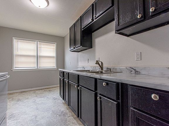 2nd image of 4410 N 52nd St APT 3