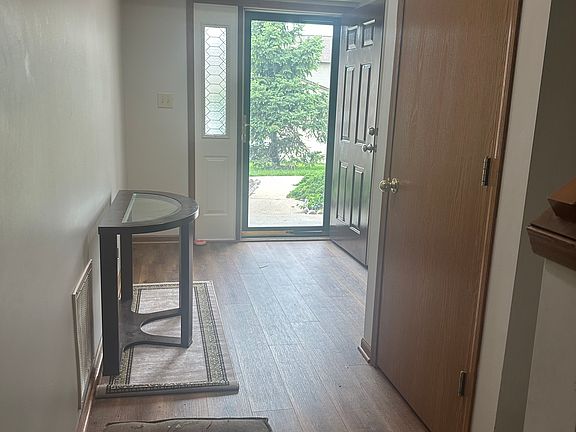2nd image of 9239 Sea Pine Ln