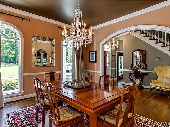 4th image of 13629 Woodbank Cir