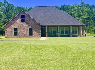 8250 Quail Trail Rd, Orange, TX 77632