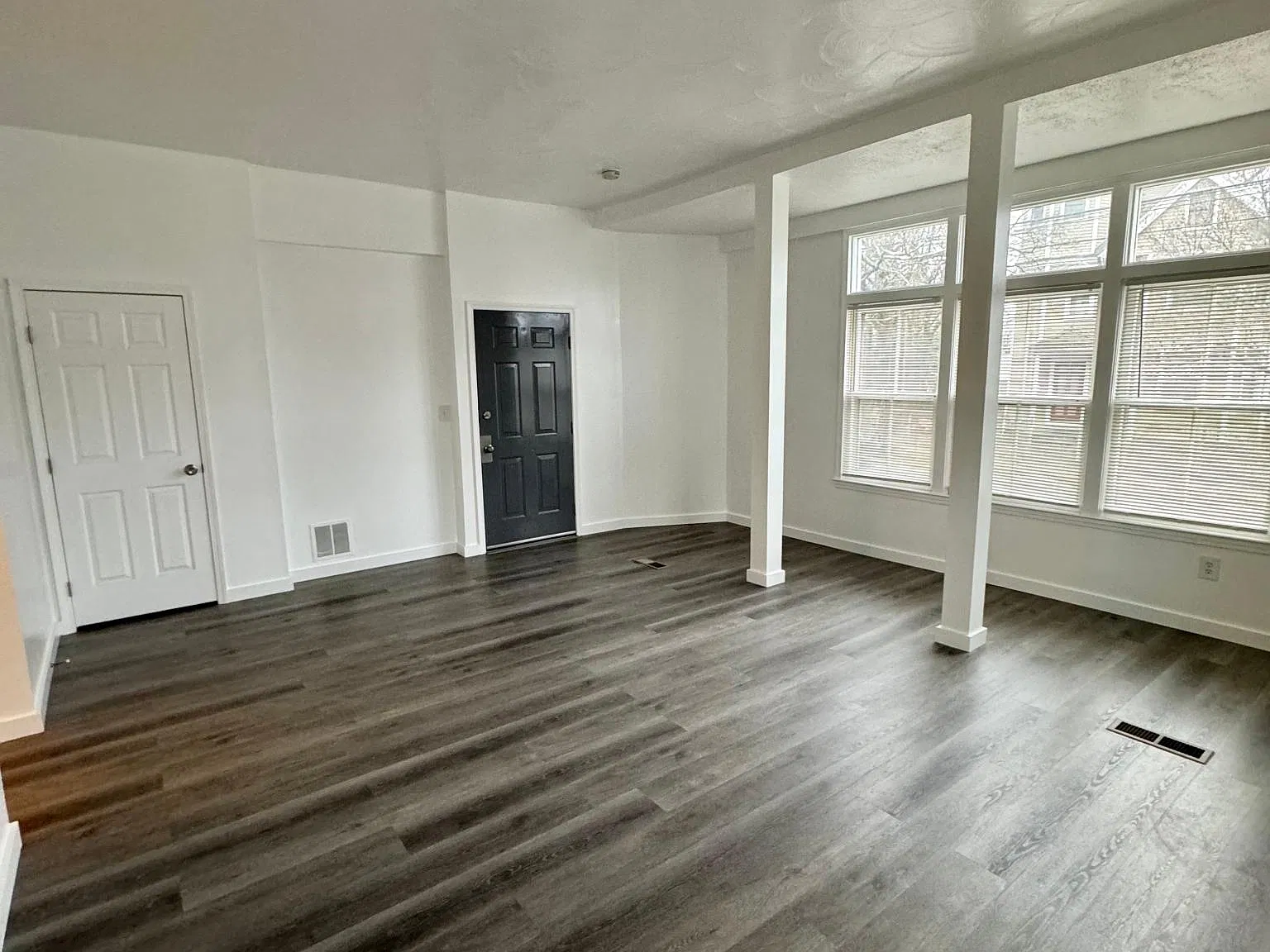 730 Ellsworth St — Photo 1