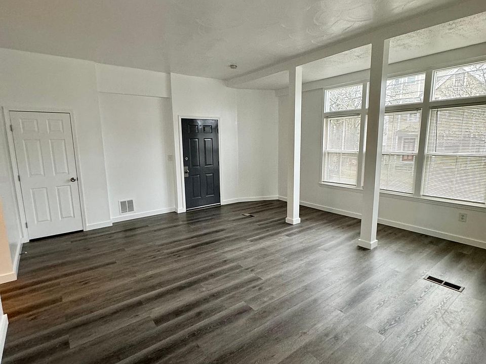 Large Living Room