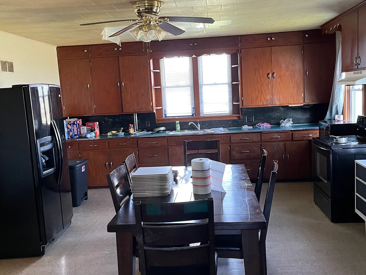 8 bed, 1.5 bath, $1,500 — Photo 1