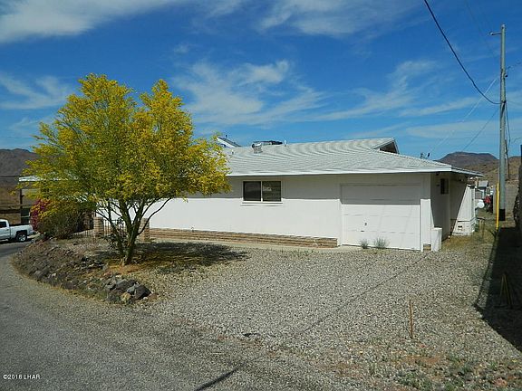 4th image of 782 Bay View Dr