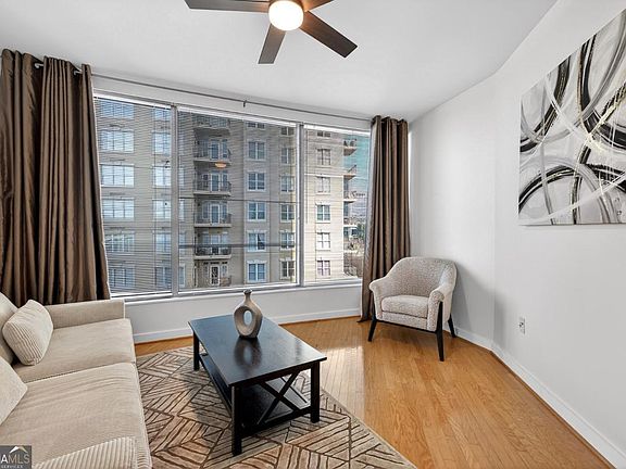 2nd image of 3338 Peachtree Rd NE APT 705