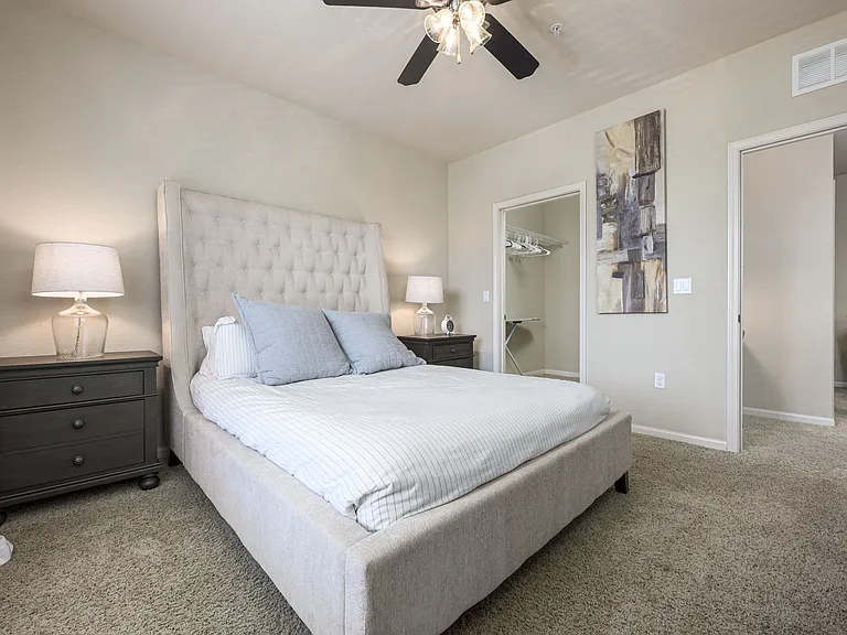 Spring Creek Apartments — Photo 10