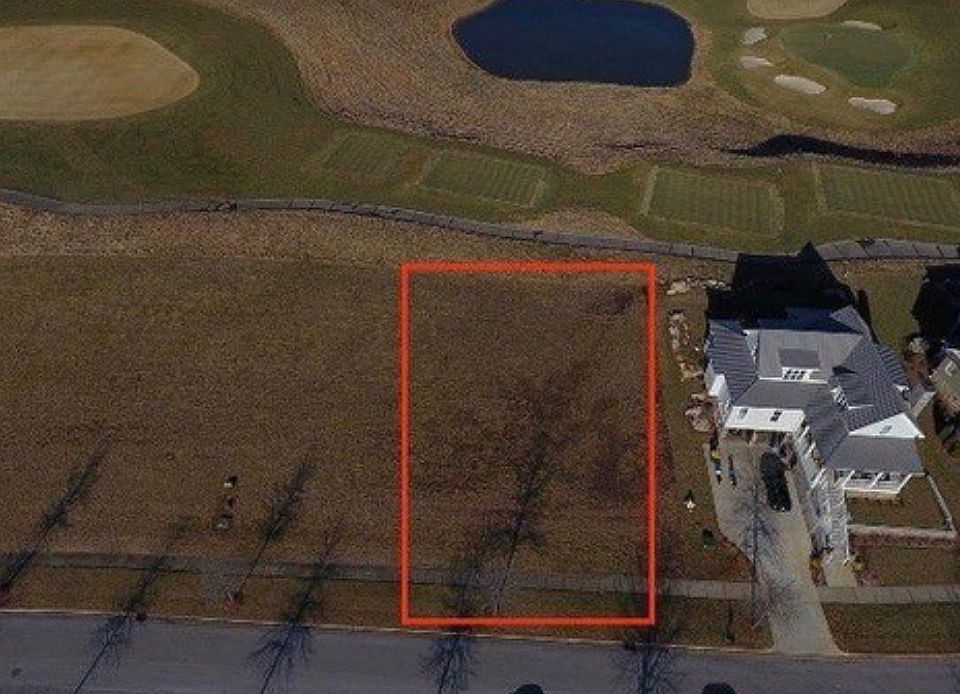 2nd image of 516 Village Way