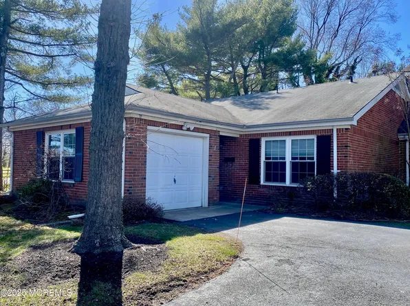 1 Rosewood Drive, Spring Lake Heights, NJ 07762