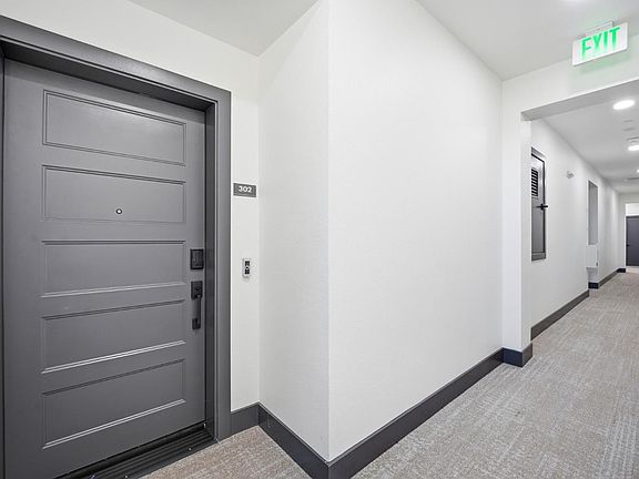 5th image of 17050 Depot St #302