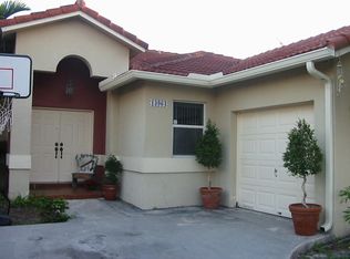13964 SW 8th Ter, Miami, FL 33184