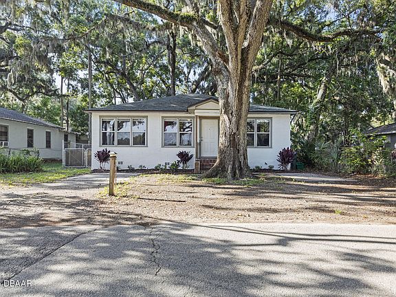 2nd image of 617 Kingston Ave