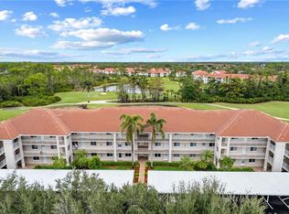 7105 Dennis CIR #E207, NAPLES, FL 34104