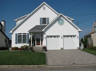 1017 Neosho Dr, Forked River, NJ 08731