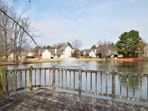 5th image of 7891 Bentwood Cir