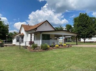 1307 E McKinley Ave, Sapulpa, OK 74066