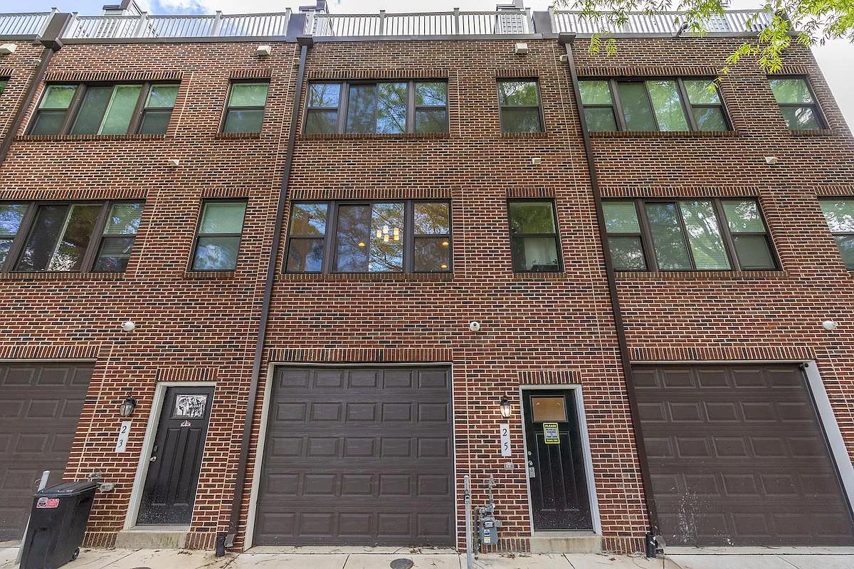 25 S Bethel St — Photo 1
