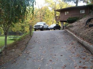 3360 Lampson Rd, Austinburg, OH 44010