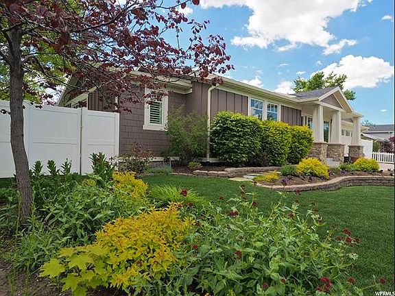 4th image of 2080 E Greenwich Cir