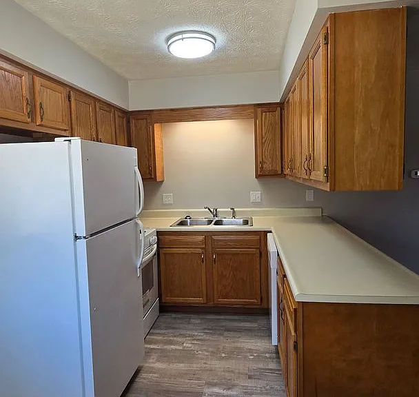 2956 Auburn Rd — Photo 13