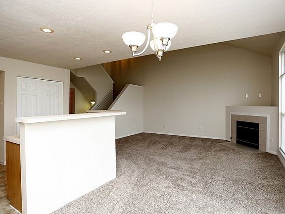 4th image of 2676 Jade Run APT 4