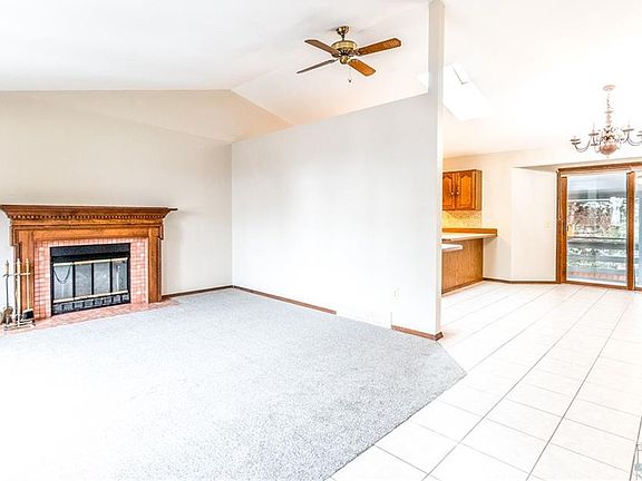 2nd image of 362 Zion Cir