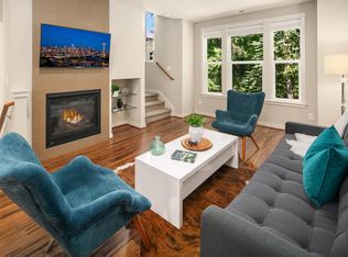 23000 NE 8th St UNIT A4, Sammamish, WA 98074