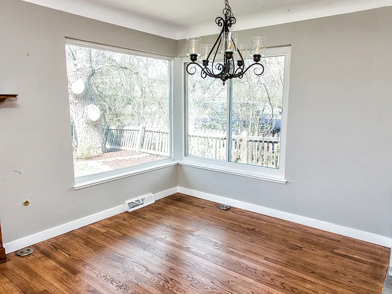 2620 S Holly St — Photo 53