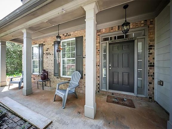 4th image of 176 Oakland Way