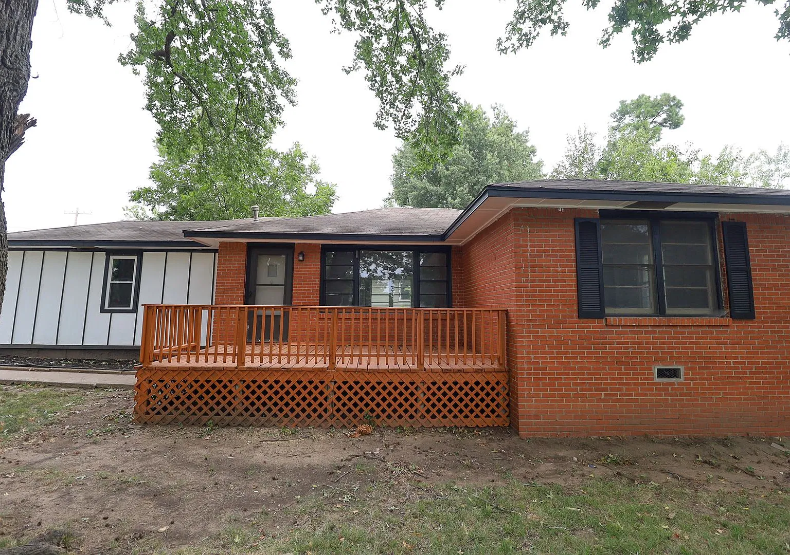 Cute Tulsa Home Available 11/14! 3 bedrooms and 2 bath — Photo 3