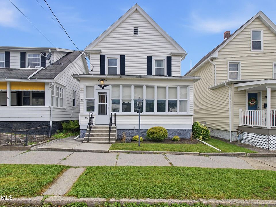 1st image of 612 W 16th St