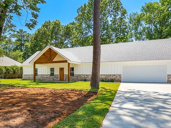 2nd image of 910 Dogwood Ridge Dr