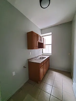 Rented by BRICK & GALO REALTY CORP | media 14