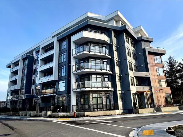 6320 Sentinal Dr #511, Nanaimo, BC V9V 1W4