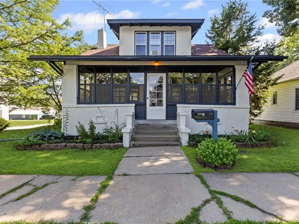 309 E Miami St, Paola, KS 66071