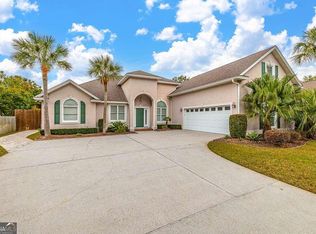324 Commons Rd, Saint Simons Island, GA 31522