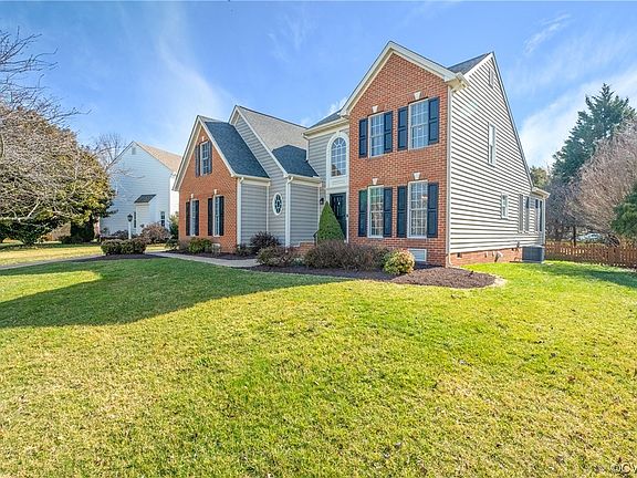 4th image of 5521 Burberry Ln
