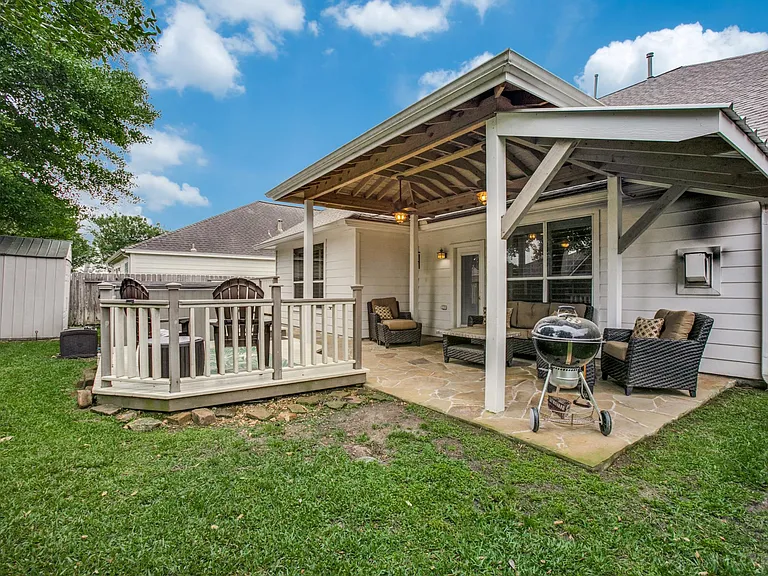 21226 Willow Glade Dr — Photo 34