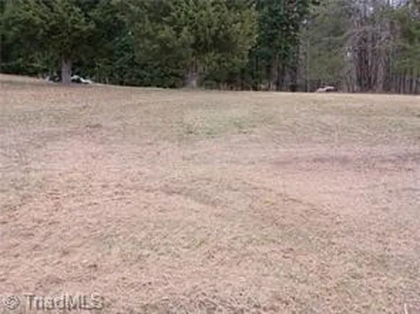 1906 Bethlehem Church Rd, Reidsville, NC 27320