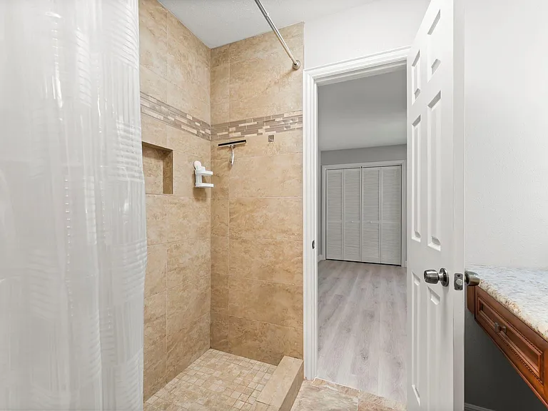 71 Hideaway Dr — Photo 19