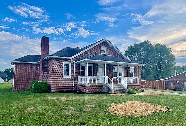 1st image of 722 Franklin Ave