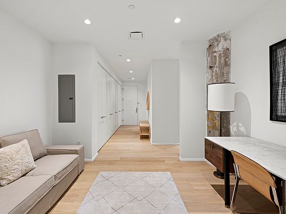 4th image of 160 Imlay St #3B