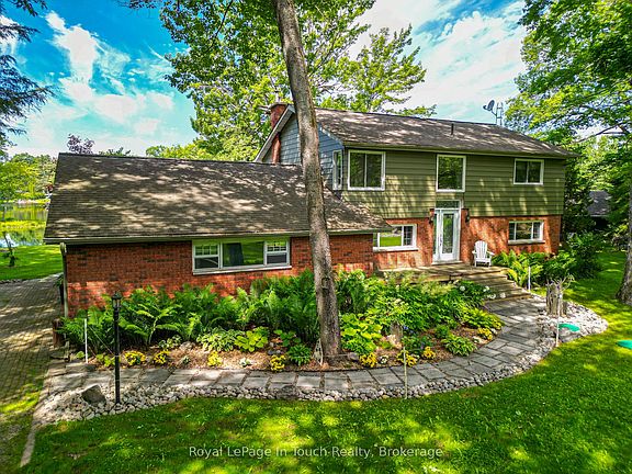 3rd image of 1464 Golden Beach Rd